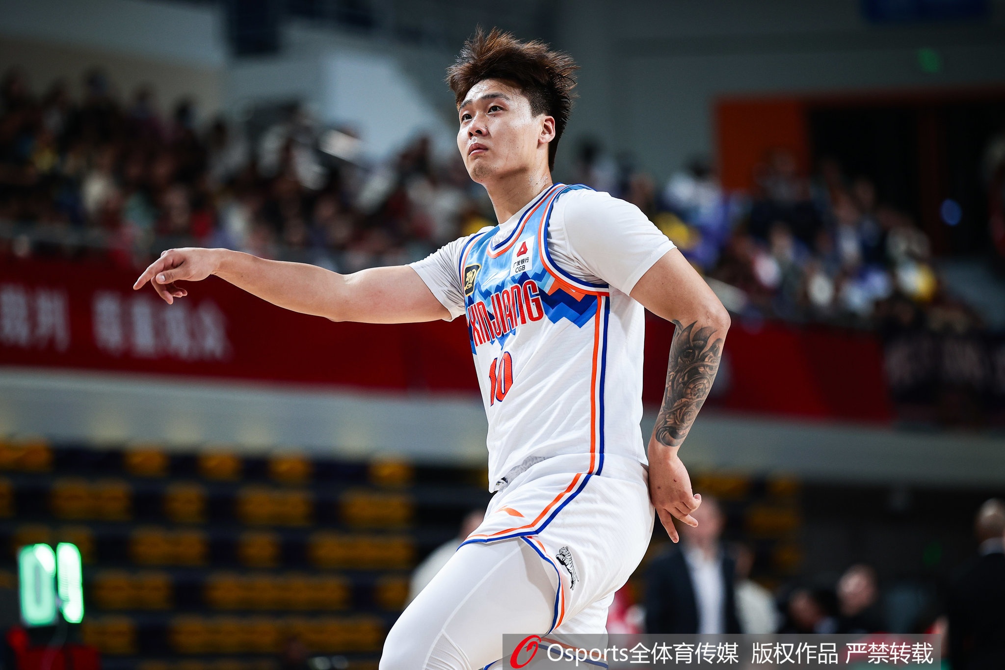 华体会赛事-赵睿转会北京联手周琦，首钢新赛季夺冠前景几何？