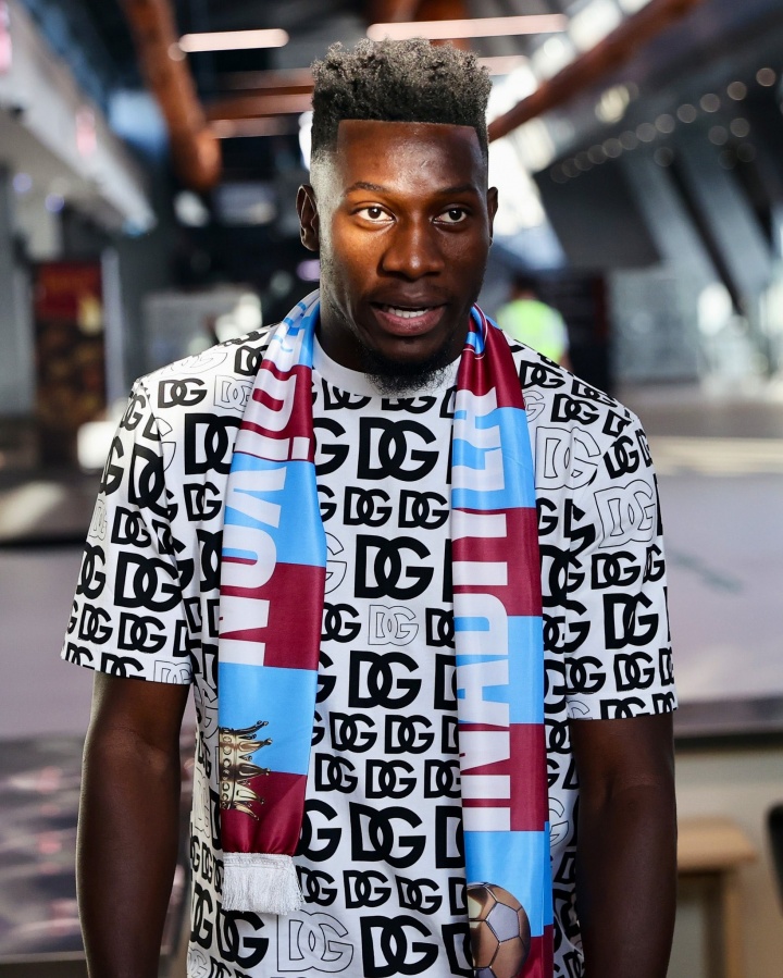 官方:奥纳纳租借土超的年薪351万美元,签字费175.5万美元