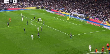 1708903045335008385.gif 1708903045335008385.gif